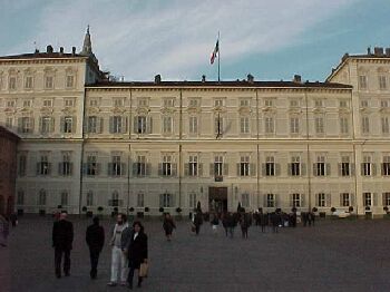 turin1.jpg (19815 bytes)