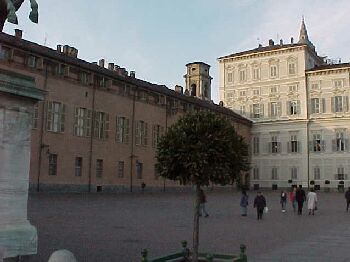 turin2.jpg (18546 bytes)
