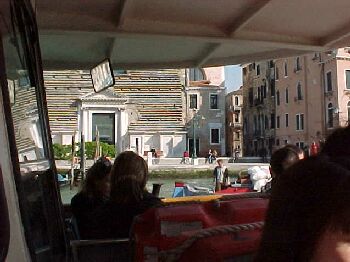 venice4.jpg (22670 bytes)