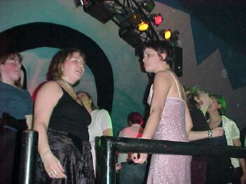 disco12.jpg (18770 bytes)