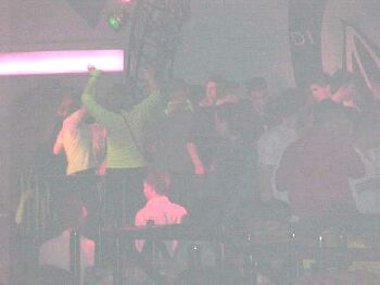 disco4.jpg (11010 bytes)