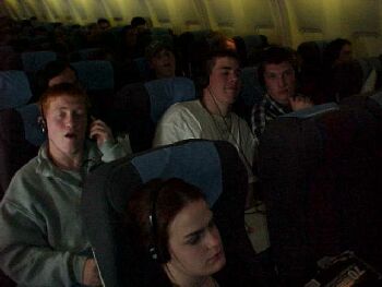 flight2.jpg (13724 bytes)
