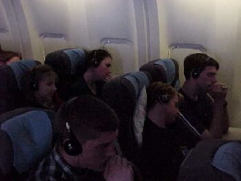 flight4.jpg (14119 bytes)
