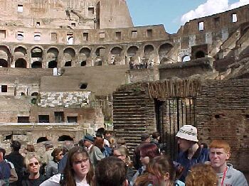 colosseo3.jpg (33196 bytes)
