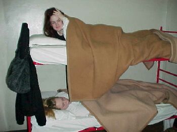 hostel1.jpg (15283 bytes)