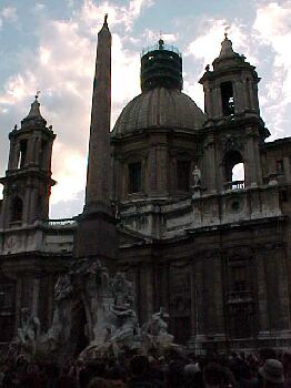 navona.jpg (20514 bytes)