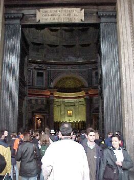 pantheon2.jpg (25545 bytes)