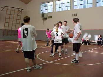 ball4.jpg (21629 bytes)