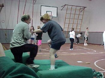 gym12.jpg (20345 bytes)