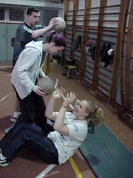 gym4.jpg (22691 bytes)