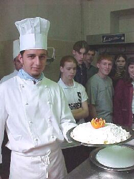 kitchen5.jpg (19086 bytes)