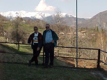 view2.jpg (22934 bytes)