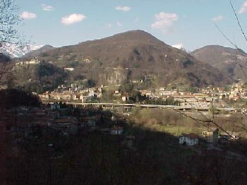 view5.jpg (21220 bytes)