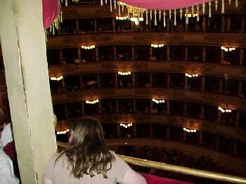 lascala3.jpg (21676 bytes)