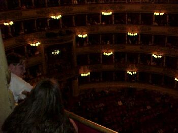 lascala5.jpg (15424 bytes)