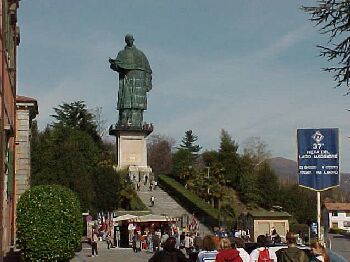 mag1.jpg (23380 bytes)